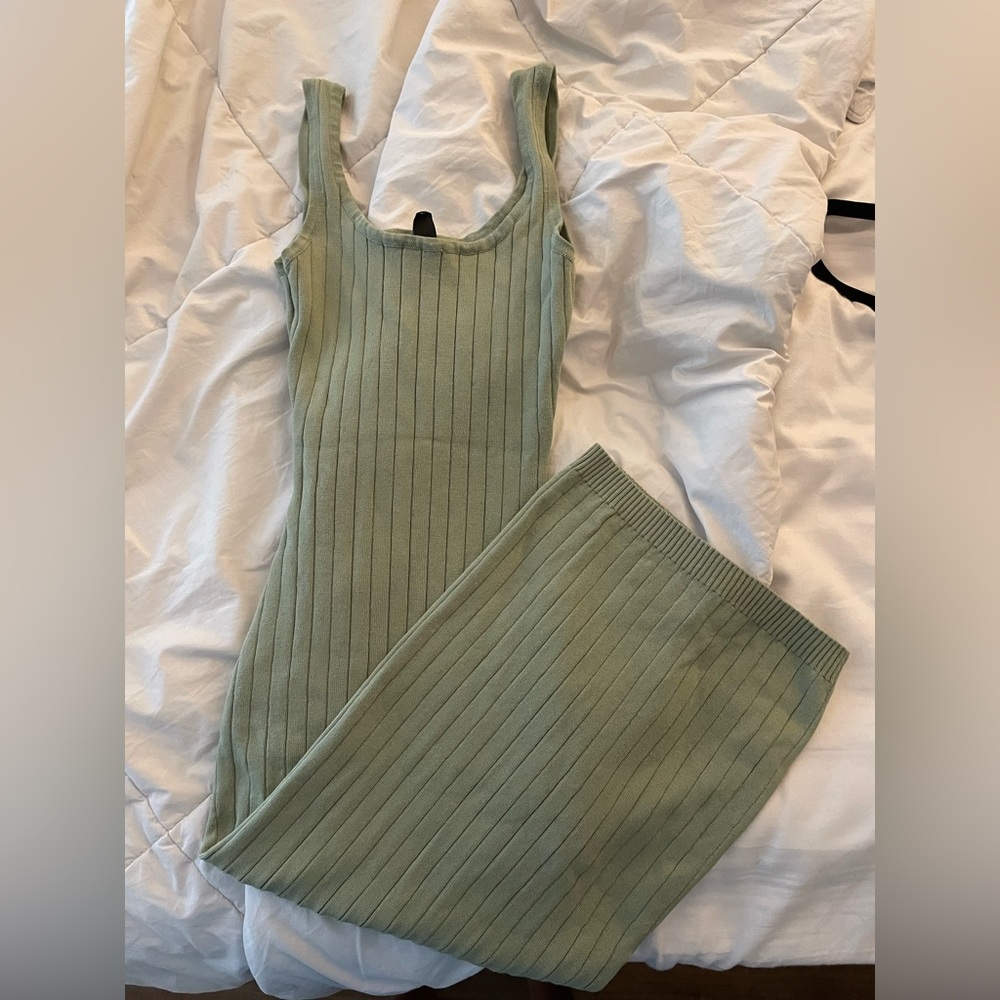Green Windsor Midi Dress